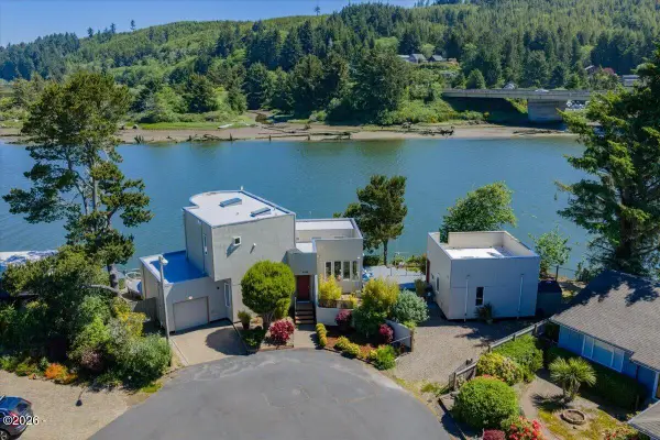 9180 Keys, Gleneden Beach, OR 97388