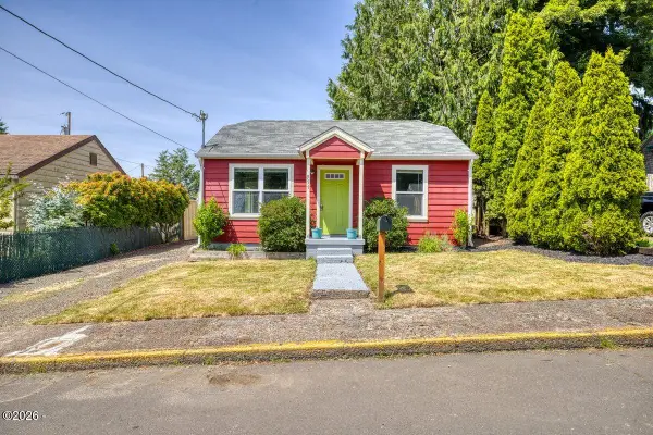 955 SE Gaither, Toledo, OR 97391