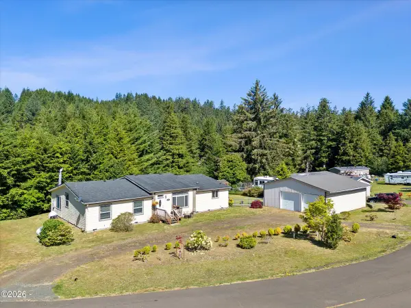 1380 SE Virginia, Waldport, OR 97394