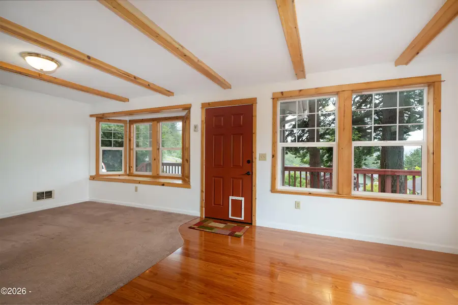 254 SE 2nd St, Toledo, OR 97391 - #3