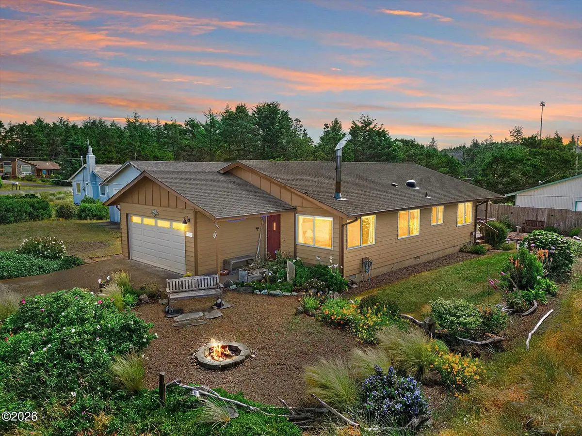 2413 NW Bayshore, Waldport, OR 97394 - #1