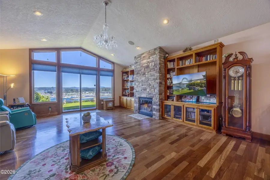 1133 SW 12th, Newport, OR 97365 - #3