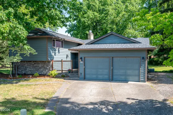 2725 SE Hollyhock, Hillsboro, OR 97123