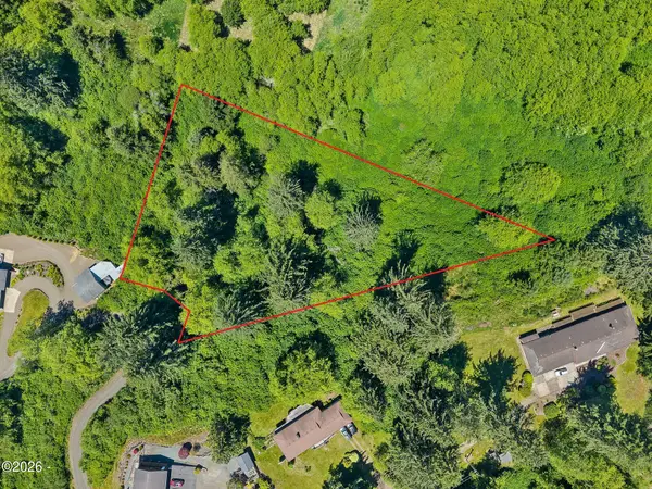 1600 Fernwood, Tillamook, OR 97141