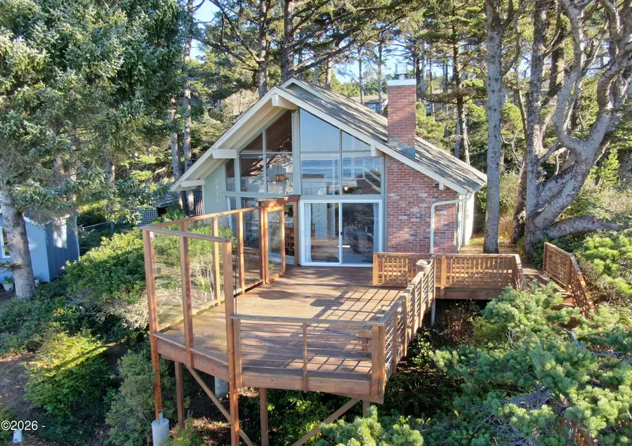 3413 NW Hidden Lake, Waldport, OR 97394 - #2