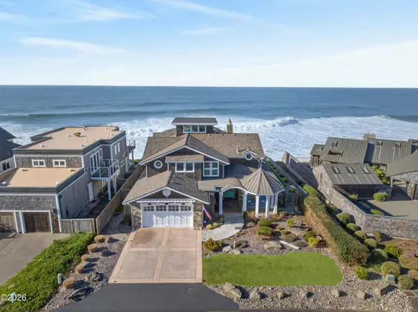 525 SW Point, Depoe Bay, OR 97341