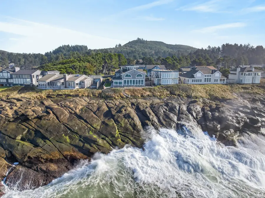 525 SW Point, Depoe Bay, OR 97341 - #2