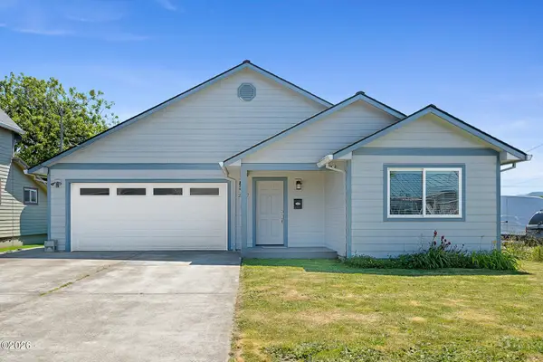 2207 8th, Tillamook, OR 97141