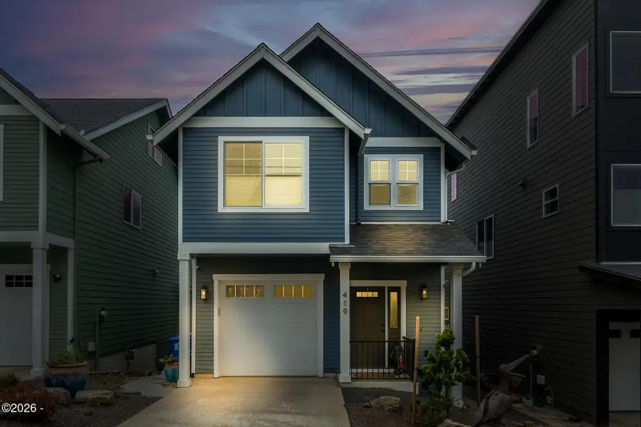 419 NW 5th St, Newport, OR 97365 - #2