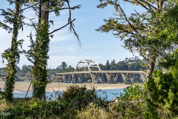140 NW Maple, Waldport, OR 97394
