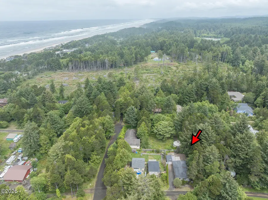 467 NE Washington, Yachats, OR 97498 - #3