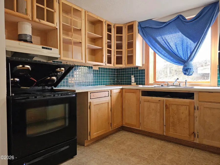 1435 NE 12th, Lincoln City, OR 97367 - #3