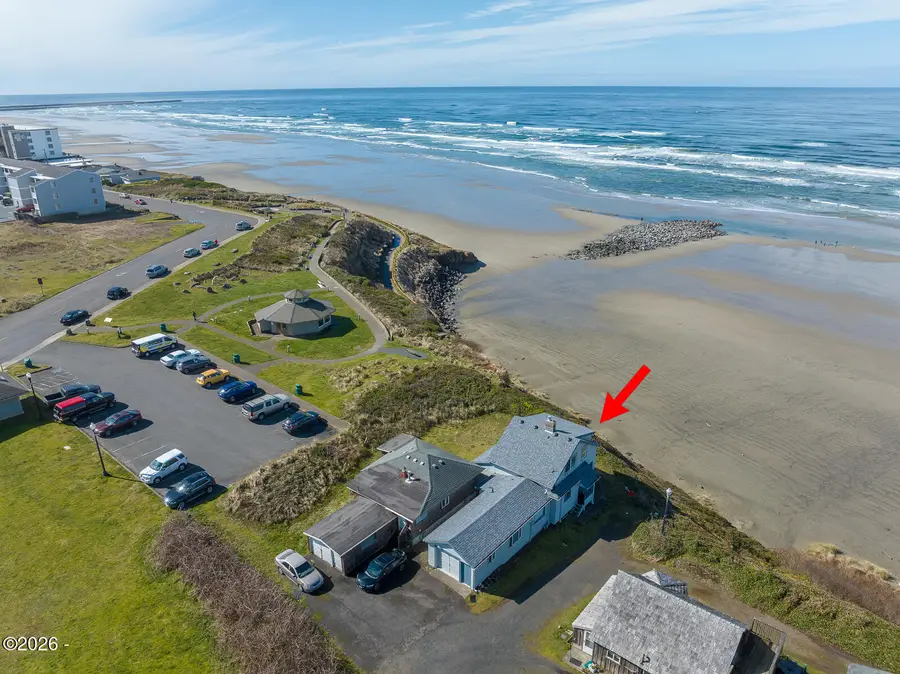 825 NW 1st, Newport, OR 97365 - #3