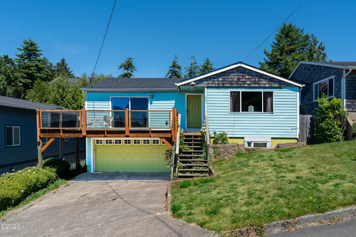 645 SE 4th, Newport, OR 97365 - #1