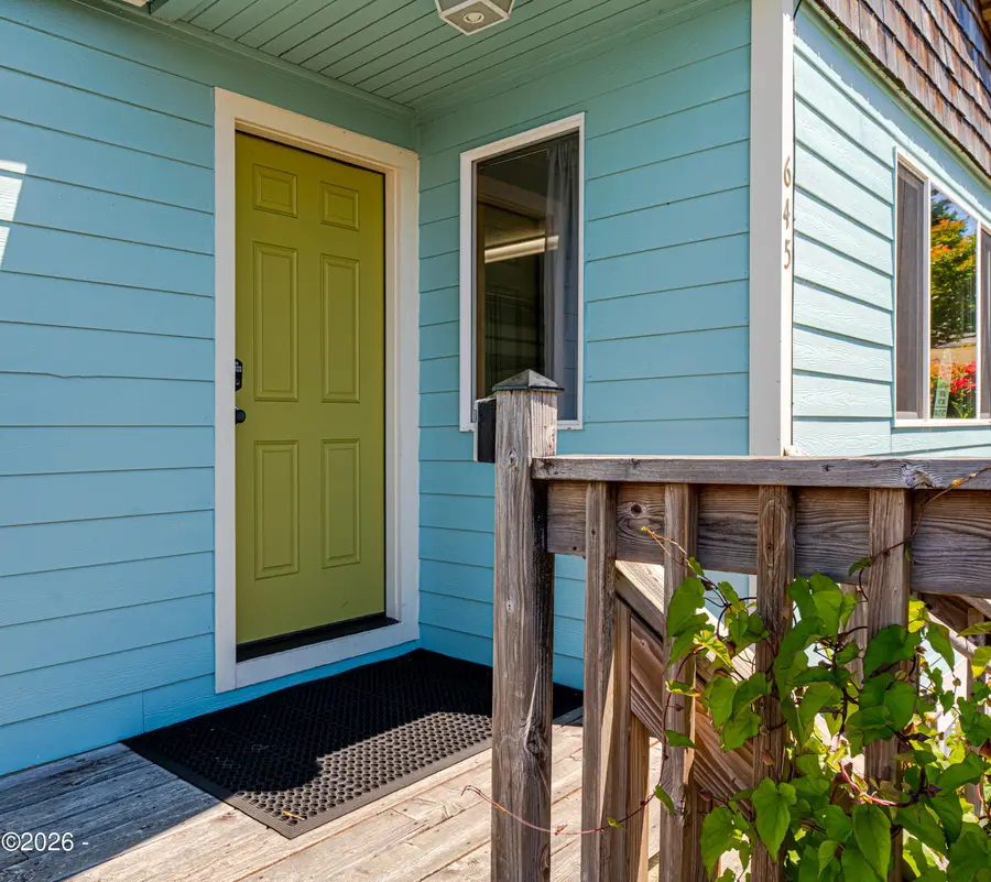 645 SE 4th, Newport, OR 97365 - #2