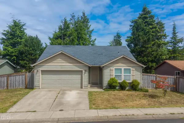 460 SW Wedge, Waldport, OR 97394