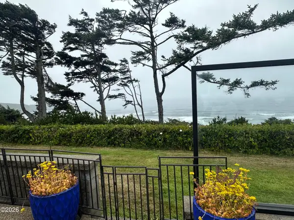 6225 N Coast Highway Lot 185, Newport, OR 97365