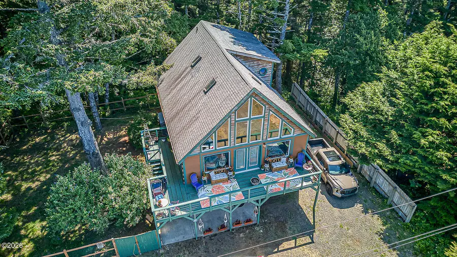 1825 NW Cedarcrest, Waldport, OR 97394 - #2