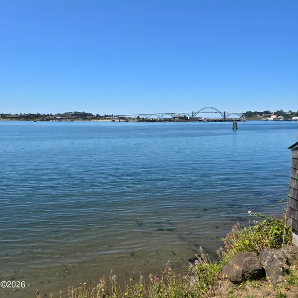 1000 SE Bay, Newport, OR 97365