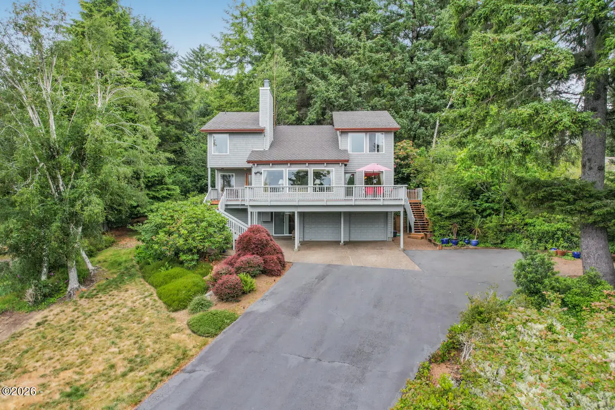 1075 SE Spruce, Newport, OR 97365 - #1