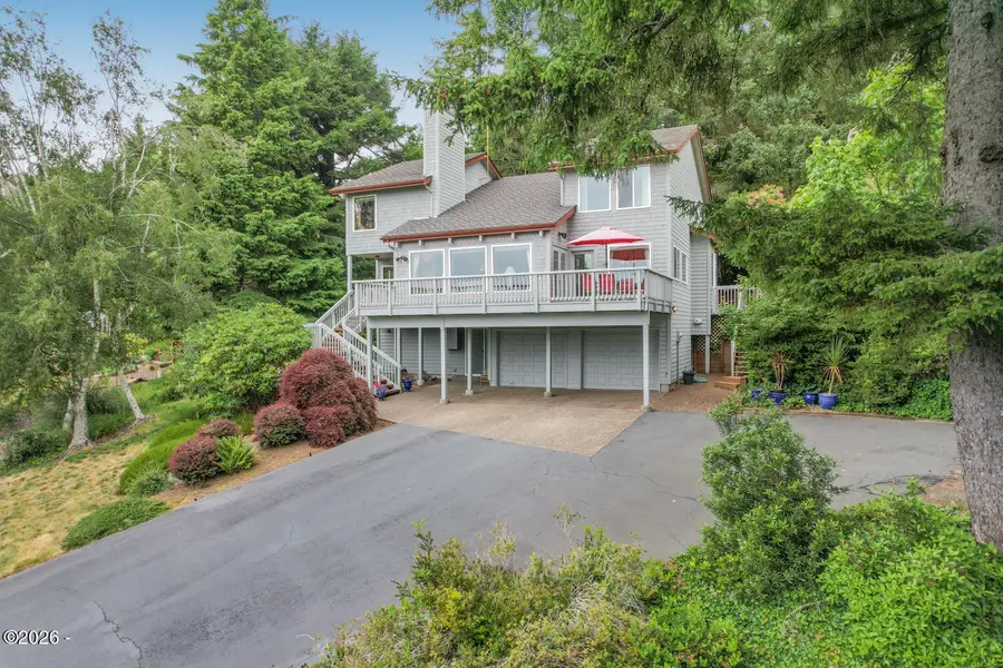 1075 SE Spruce, Newport, OR 97365 - #2