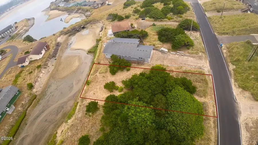 601 NW Oceania, Waldport, OR 97394 - #2