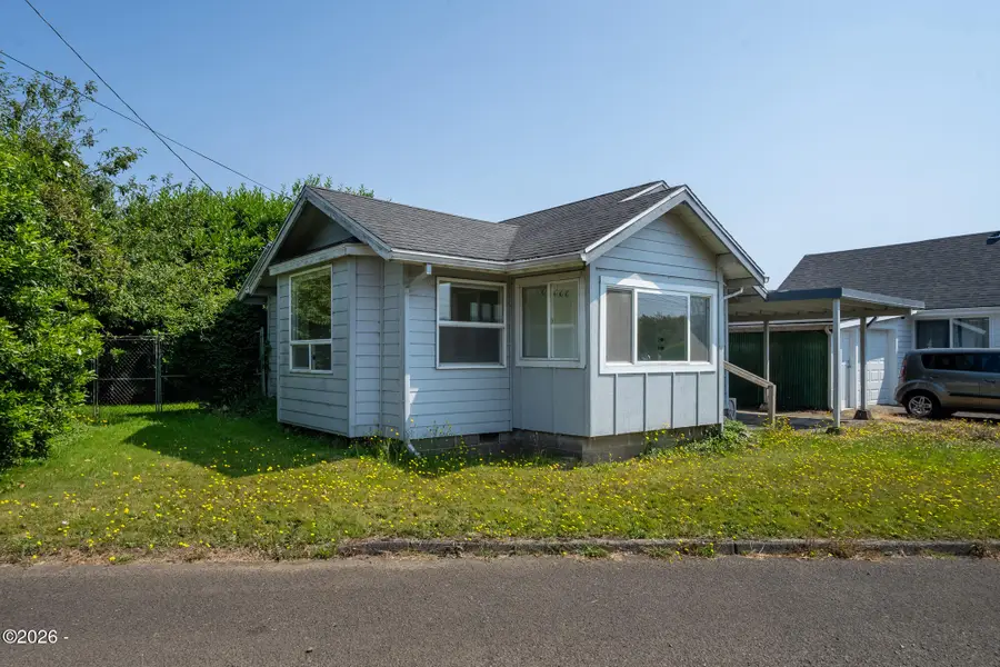 2410 8th, Tillamook, OR 97141 - #3