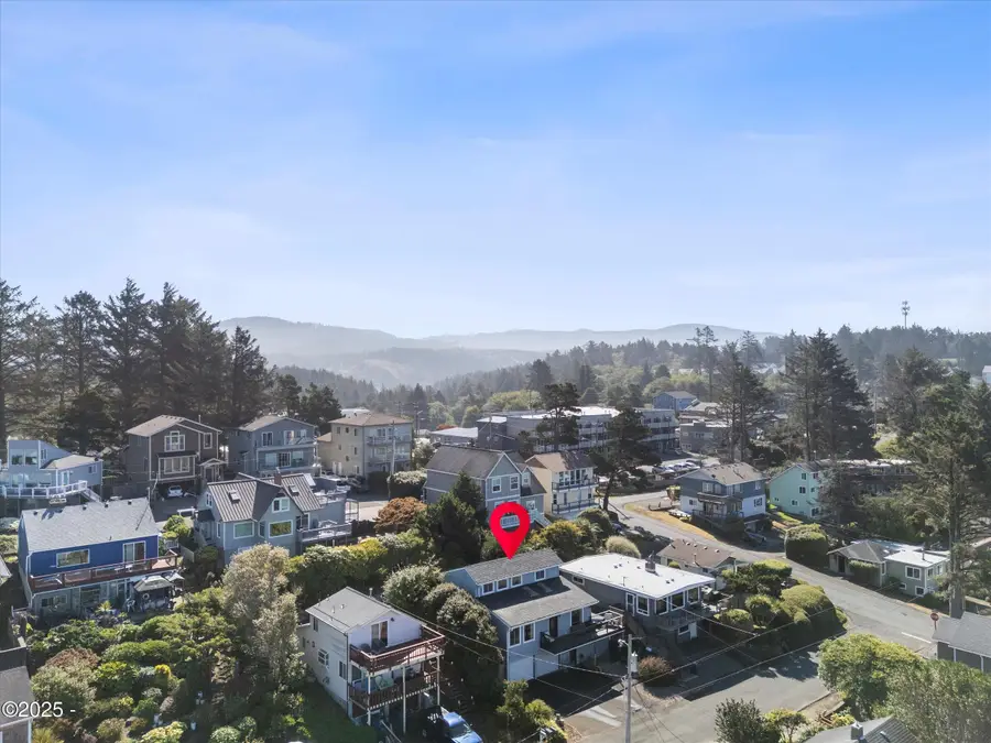 3034 NW Oar Drive, Lincoln City, OR 97367 - #3