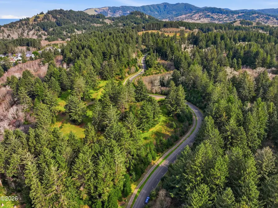 TL NE Devils Lake, Lincoln City, OR 97367 - #2