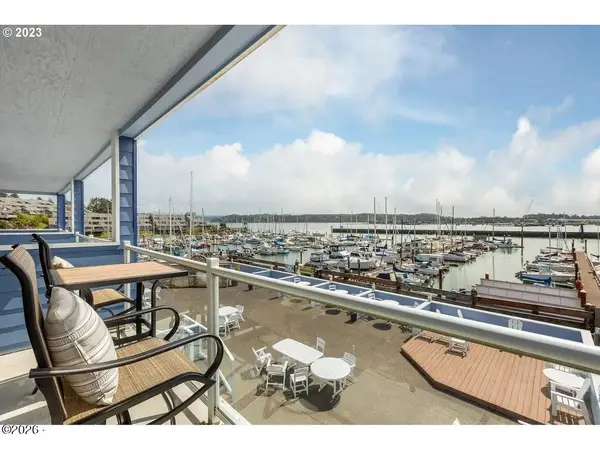 890 SE Bay, Newport, OR 97365