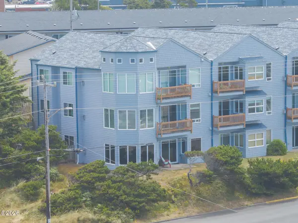 720 SW 6th St Unit #101, Newport, OR 97365