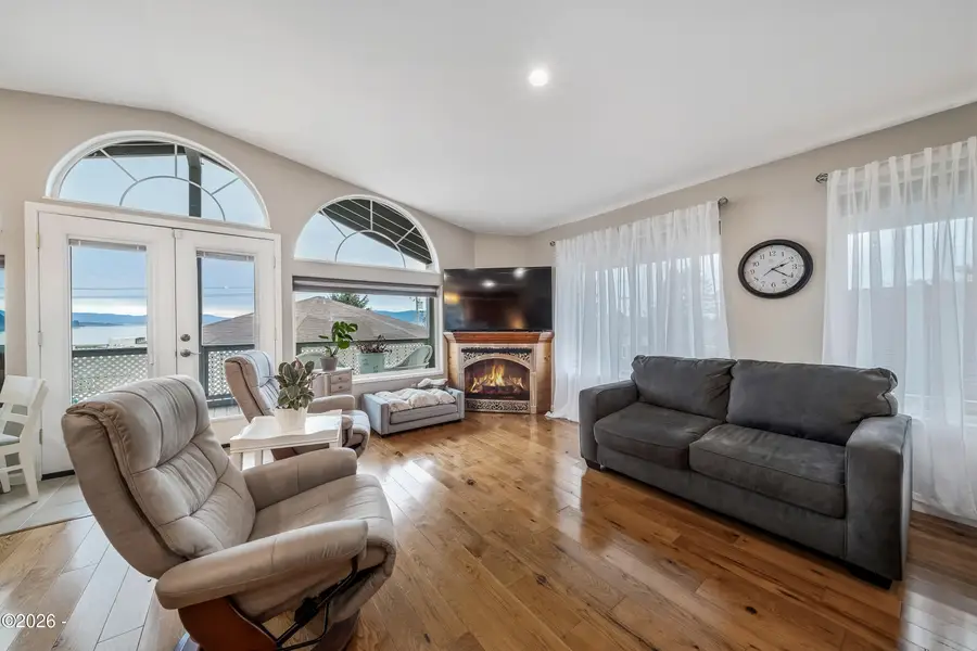 1213 Acacia, Garibaldi, OR 97118 - #2