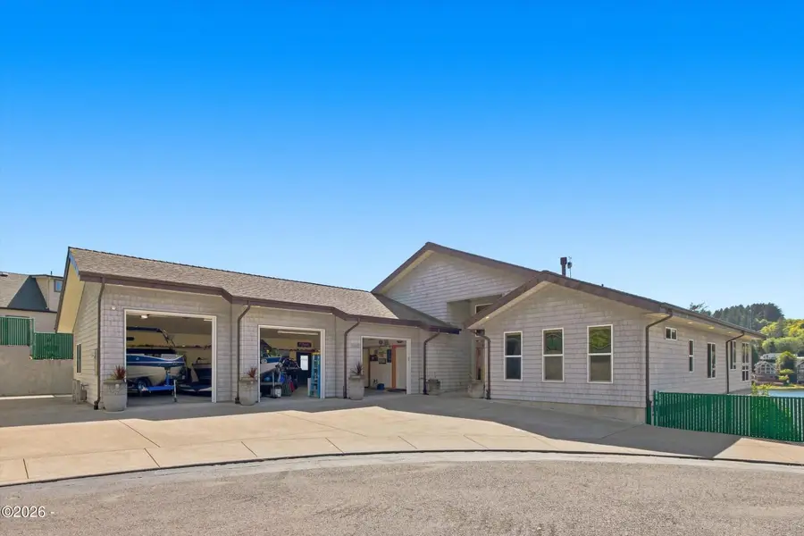 3440 NE 40th, Neotsu, OR 97364 - #2