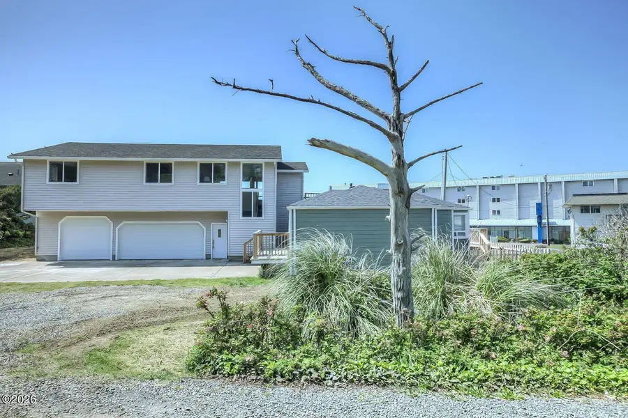 565 SW 4th, Newport, OR 97365 - #3