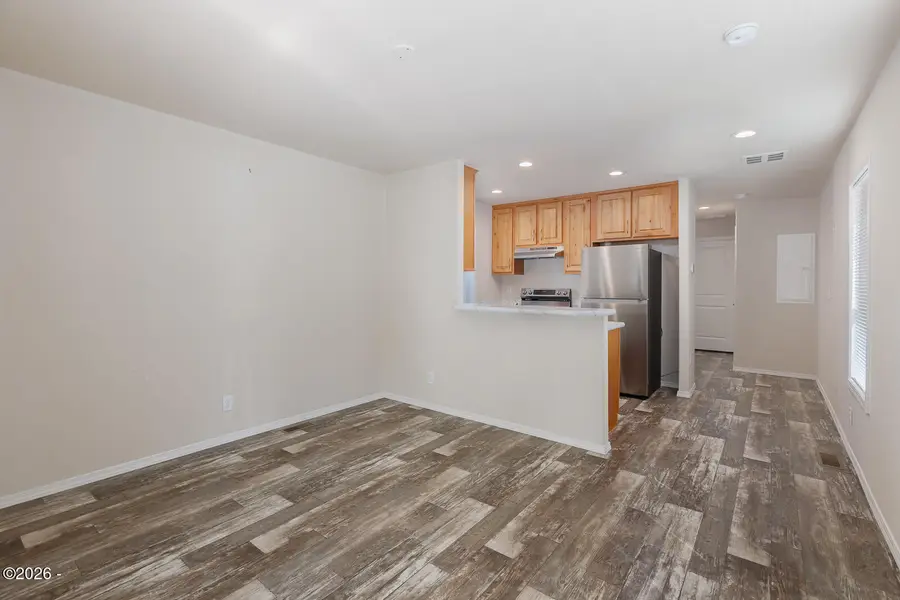 122 NE 10th, Toledo, OR 97391 - #3