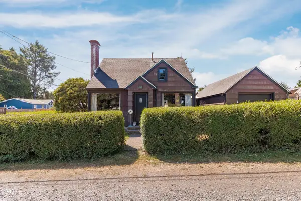 1822 SE 2nd, Lincoln City, OR 97367
