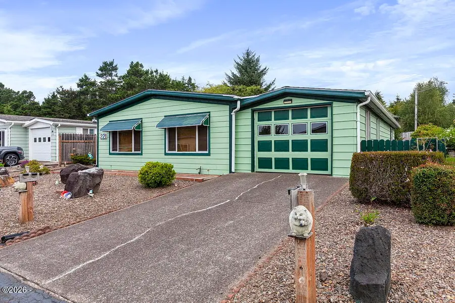 221 NE 35th, Newport, OR 97365 - #2