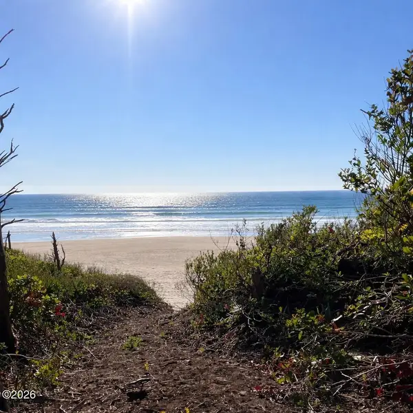 TL 400 N Coast, Newport, OR 97365