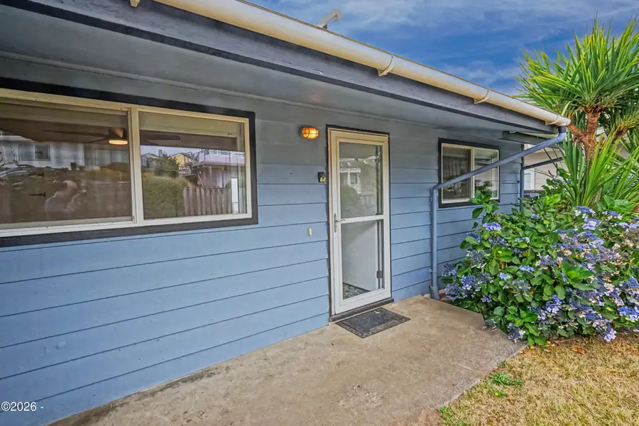 5753 NW Jetty, Lincoln City, OR 97367 - #3