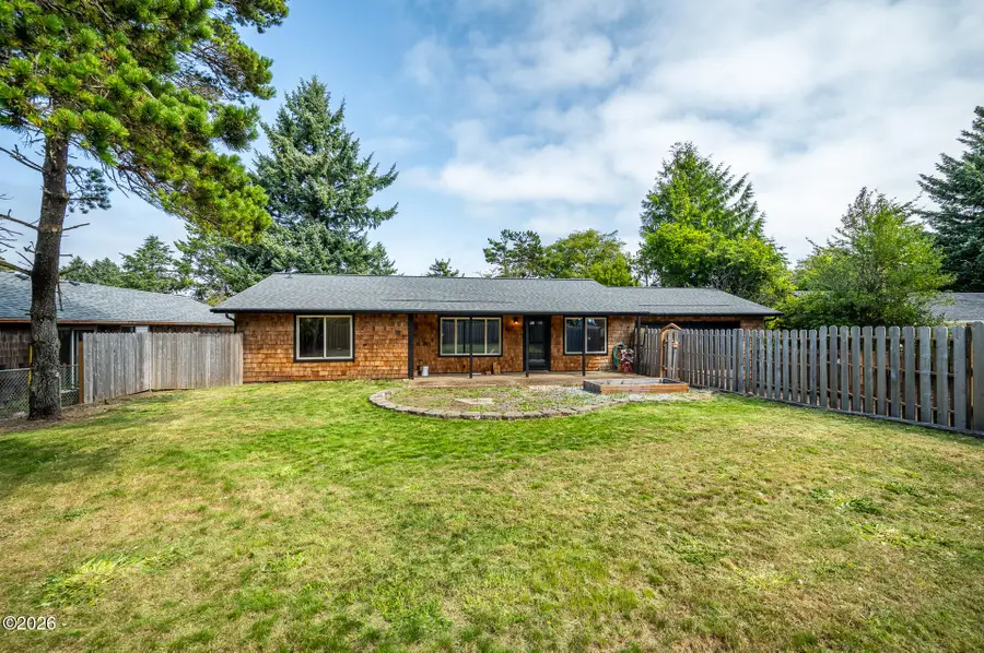 233 NE 56th, Newport, OR 97365 - #2