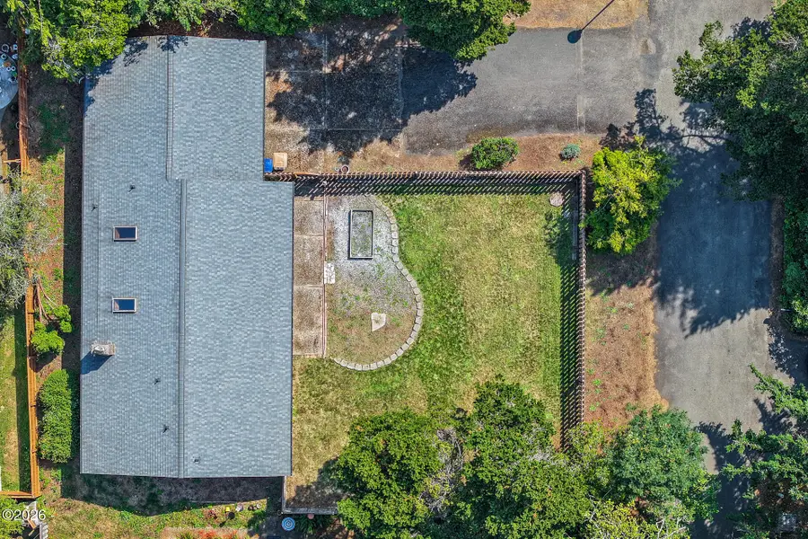 233 NE 56th, Newport, OR 97365 - #3