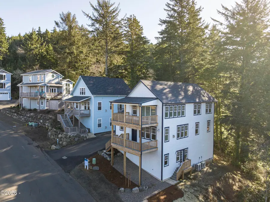 640 NE Lillian, Depoe Bay, OR 97341 - #2