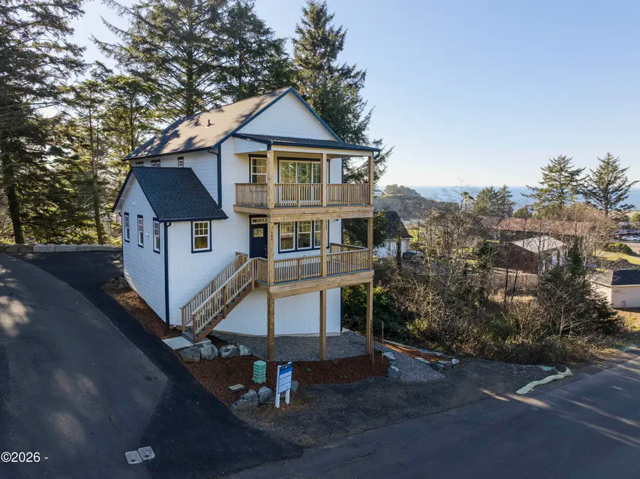 640 NE Lillian, Depoe Bay, OR 97341 - #3