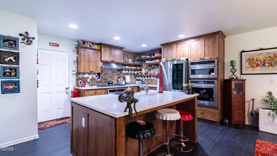 70 SW Cormorant, Depoe Bay, OR 97341 - #2