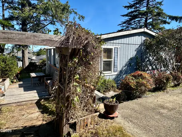 170 NW 55th, Newport, OR 97365