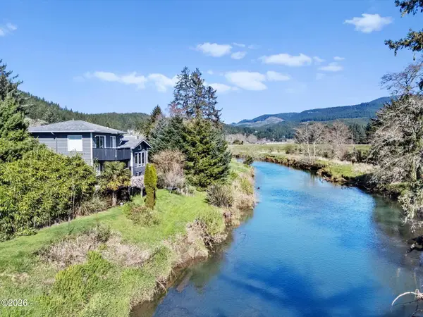 324 S Drift Creek, Lincoln City, OR 97367