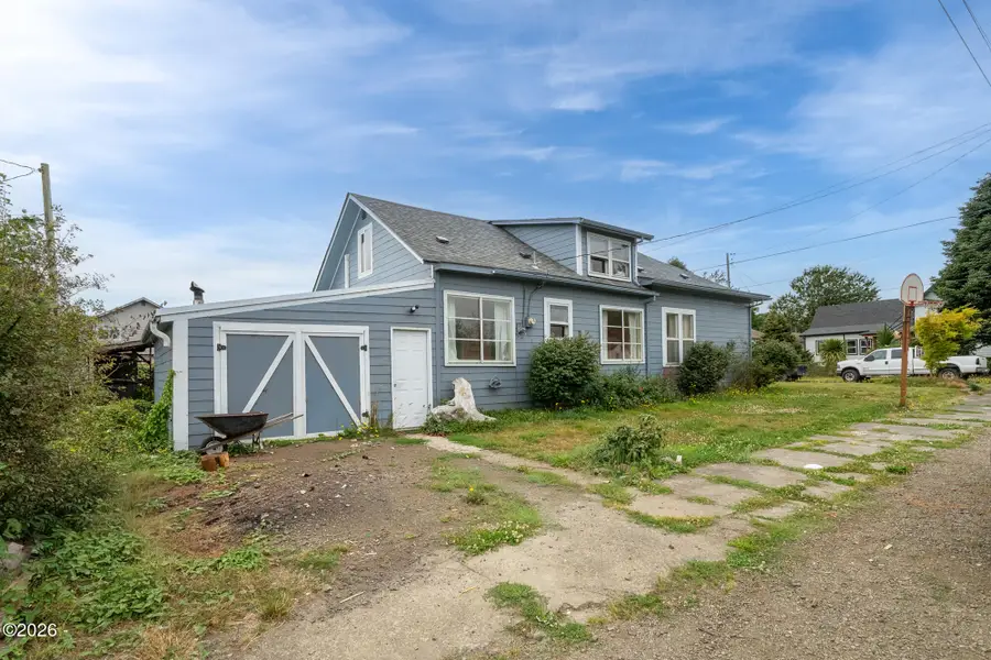 2315 8th, Tillamook, OR 97141 - #2