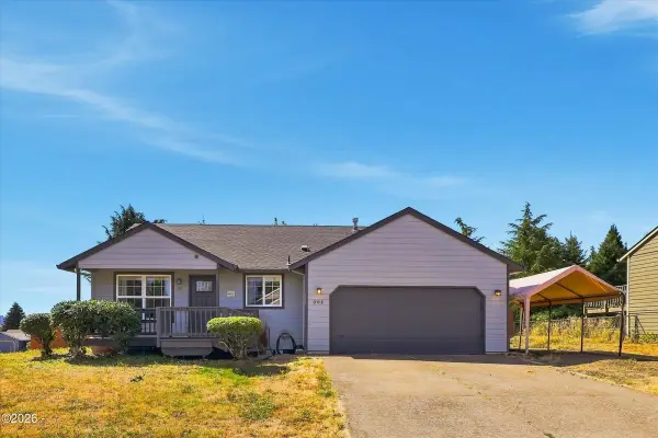 301 NW Denton, Dallas, OR 97338