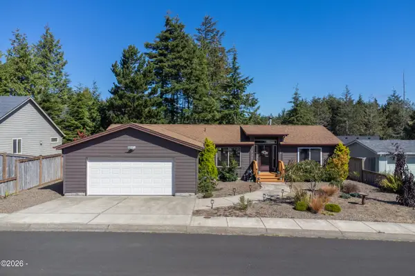 440 SW Wedge, Waldport, OR 97394