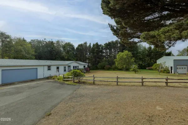 170 SE 118th St, South Beach, OR 97366